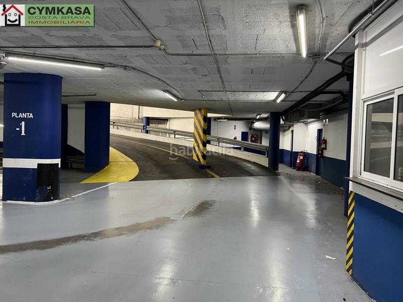 Foto c158fe56-ddc2-4fe2-8451-708ba3b261d2. Car parking in dels vents 9 in Montigalà Badalona