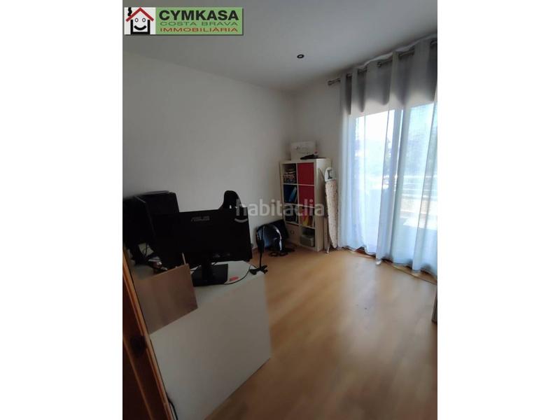 Foto b96ec289-ab0f-435e-a6fa-d94abb495986. Casa adossada amb calefacció aparcament a Sils