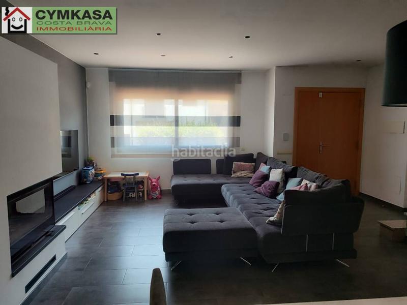 Foto bfbf3f77-e91d-49b3-bea9-8837806e1ee3. Casa adossada amb calefacció aparcament a Sils