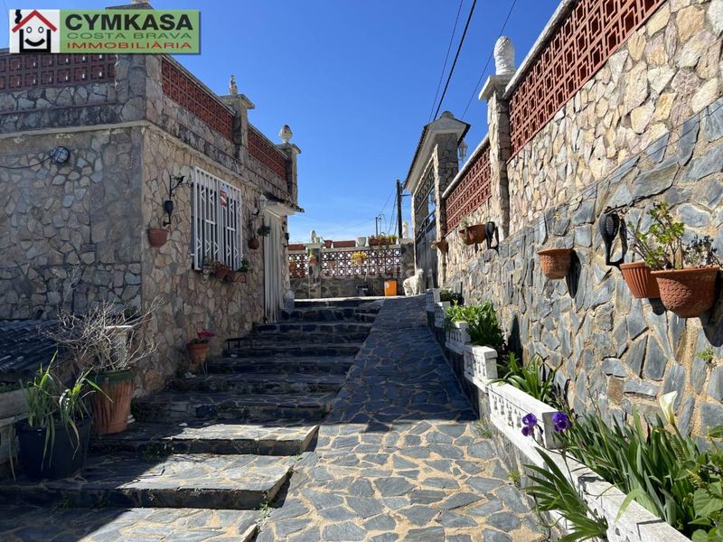 Foto 99bd30ed-9278-4913-8697-62d2beb87a7f. Casa amb calefacció a Residencial Park Maçanet de la Selva