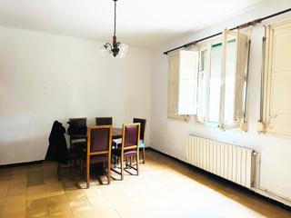 Etagenwohnung  Carrer barcelona. Gran oportunitat de compra a girona