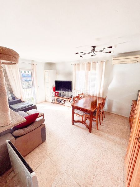Foto 0966af28-287f-4069-bcb8-023db349bf94. Pis a Avinguda Catalunya Palamós