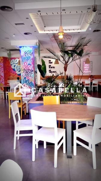 Foto 127b3937-c0d4-421f-a40d-3c9b28330470. Local comercial casabella inmobiliaria vende bajo comercial en benimaclet. en Valencia