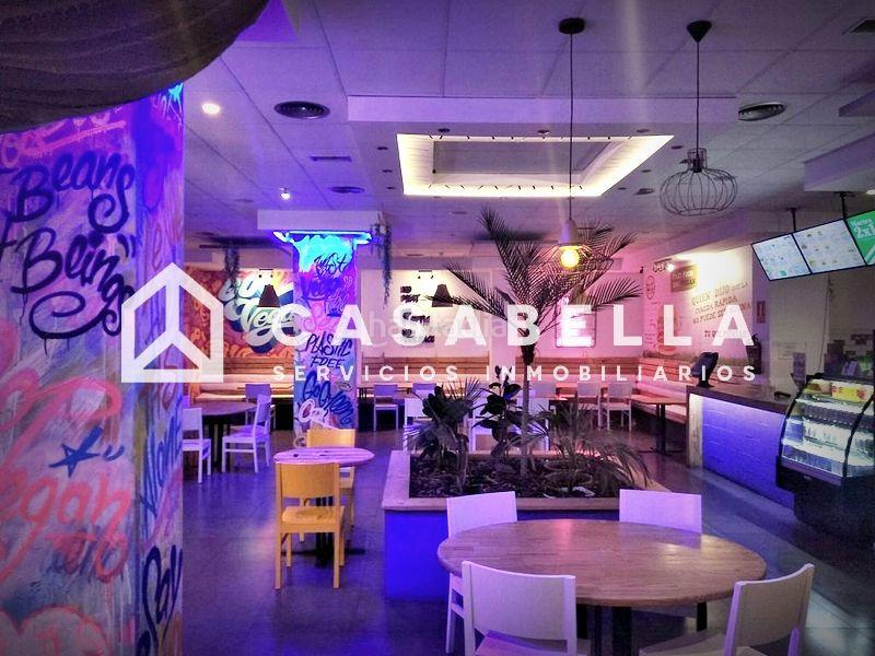 Foto 77a46294-fb54-44bd-81f9-b9183c1943ea. Local comercial casabella inmobiliaria vende bajo comercial en benimaclet. en Valencia
