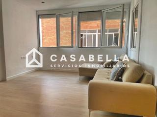 Alquiler Piso en Ciutat Jardí. Casabella inmobiliaria alquila vivienda para estudiantes en aven