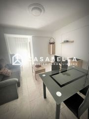 Miete Etagenwohnung in Exposició. Casabella inmobiliaria alquila vivienda en el barrio exposición,