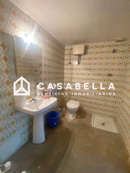 Foto 98c7b9bc-4814-4e46-bd4c-65a17e6cccd7. Local comercial a Nou Moles Valencia