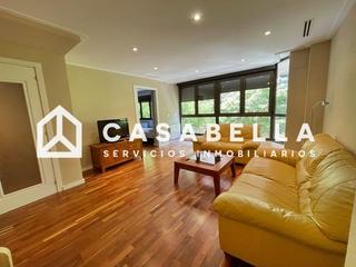 Lloguer Pis a Exposició. Casabella inmobiliaria alquila amplia vivienda en el barrio de e
