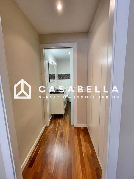 Foto 62c19871-863b-4283-8c1d-649952b04f2b. Alquiler piso casabella inmobiliaria alquila amplia vivienda en el barrio de Exposición, amueblada y con electrodomésticos. en Valencia
