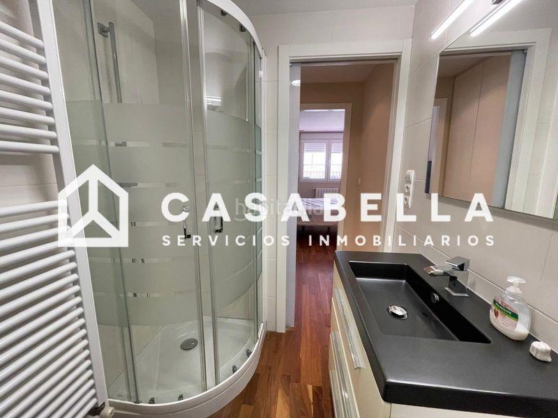 Foto 7046b2a7-fa4f-4a0a-9e71-c85116eba346. Alquiler piso casabella inmobiliaria alquila amplia vivienda en el barrio de Exposición, amueblada y con electrodomésticos. en Valencia
