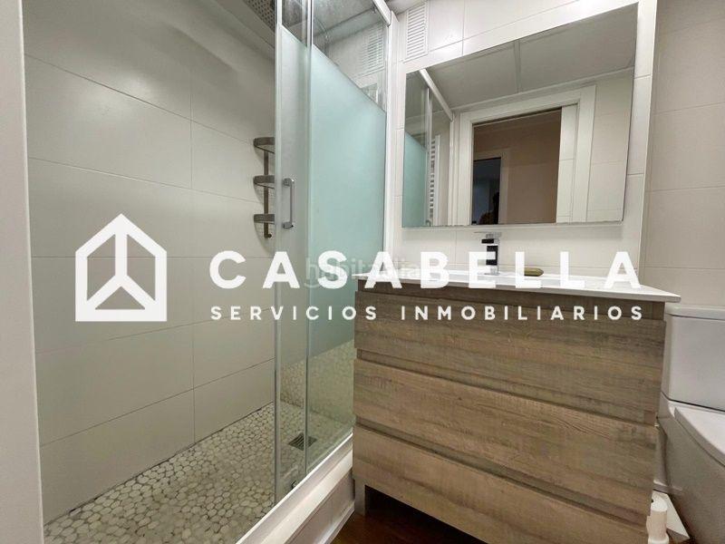 Foto 8996b18c-4179-405c-94e1-1a0ae424e744. Alquiler piso casabella inmobiliaria alquila amplia vivienda en el barrio de Exposición, amueblada y con electrodomésticos. en Valencia