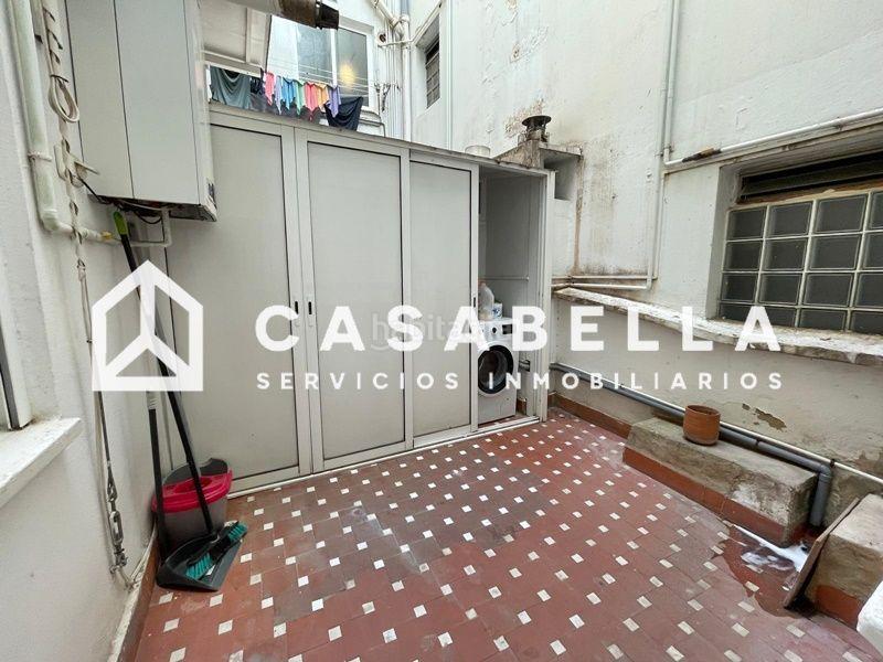 Foto ab62216a-859b-446f-bf0e-f2155ca2ef6e. Alquiler piso casabella inmobiliaria alquila amplia vivienda en el barrio de Exposición, amueblada y con electrodomésticos. en Valencia