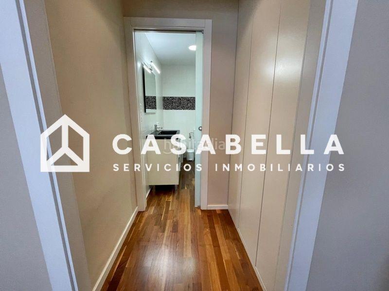 Foto bbc0a6df-3a69-4322-9344-863bb467f5d7. Alquiler piso casabella inmobiliaria alquila amplia vivienda en el barrio de Exposición, amueblada y con electrodomésticos. en Valencia