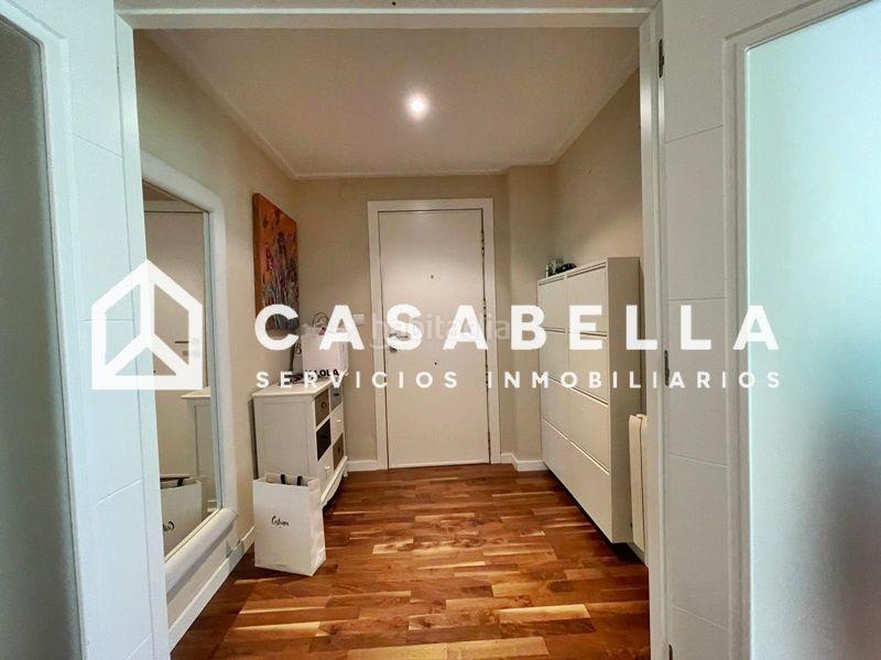 Foto c80dbec6-aaa9-4337-bdf4-f815a29bfa4b. Alquiler piso casabella inmobiliaria alquila amplia vivienda en el barrio de Exposición, amueblada y con electrodomésticos. en Valencia