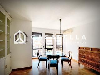 Rent Flat  Guillem de castro. Casabella inmobiliaria alquila vivienda en guillem de castro de