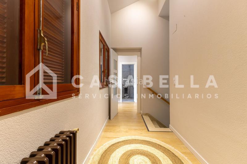 Foto 996d57a6-cc01-46d7-8597-ae5ff87fa4b3. Chalet casabella inmobiliaria vende villa de lujo en El Bosque. en Chiva