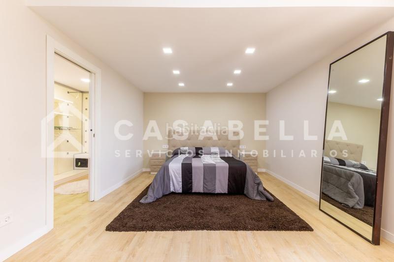 Foto a34210c1-9f96-4607-85c4-03dcb63f06af. Chalet casabella inmobiliaria vende villa de lujo en El Bosque. en Chiva