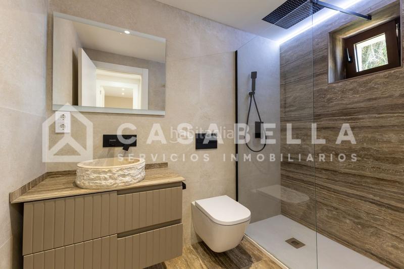 Foto d234b2ed-a45c-4694-aeb2-11dead3279ea. Chalet casabella inmobiliaria vende villa de lujo en El Bosque. en Chiva