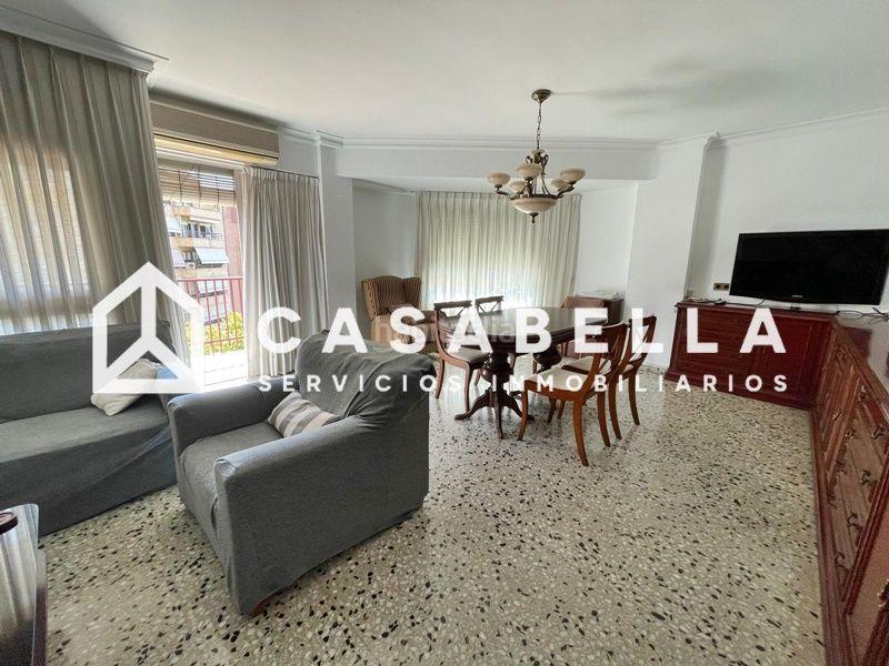 Foto e9c50f70-ba16-4490-bd59-9f4fee44b06b. Alquiler piso casabella inmobiliaria alquila vivienda destinada a estudiantes. en Valencia
