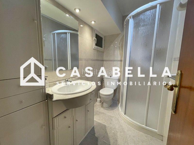Foto ee1a0b0e-6423-4208-8b7d-c22e40173ea6. Alquiler piso casabella inmobiliaria alquila vivienda destinada a estudiantes. en Valencia