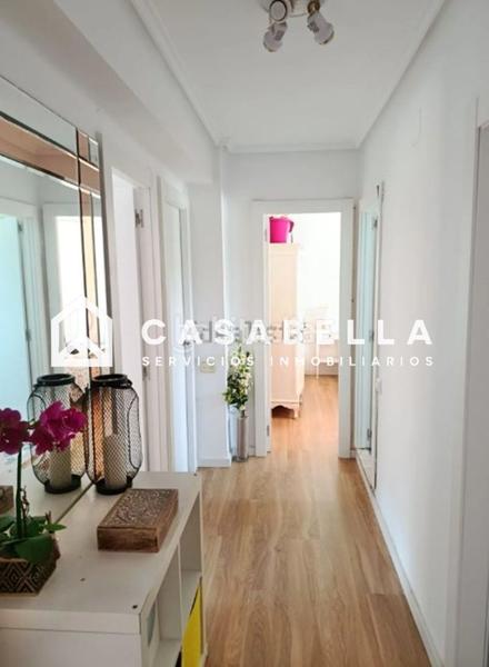 Foto 621ce13a-055f-42d7-995c-7468b0daa63f. Etagenwohnung mit heizung in El Perellonet Valencia