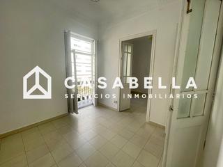 Location Appartement  Matías perelló. Casabella inmobiliaria alquila vivienda sin ascensor y vacío en