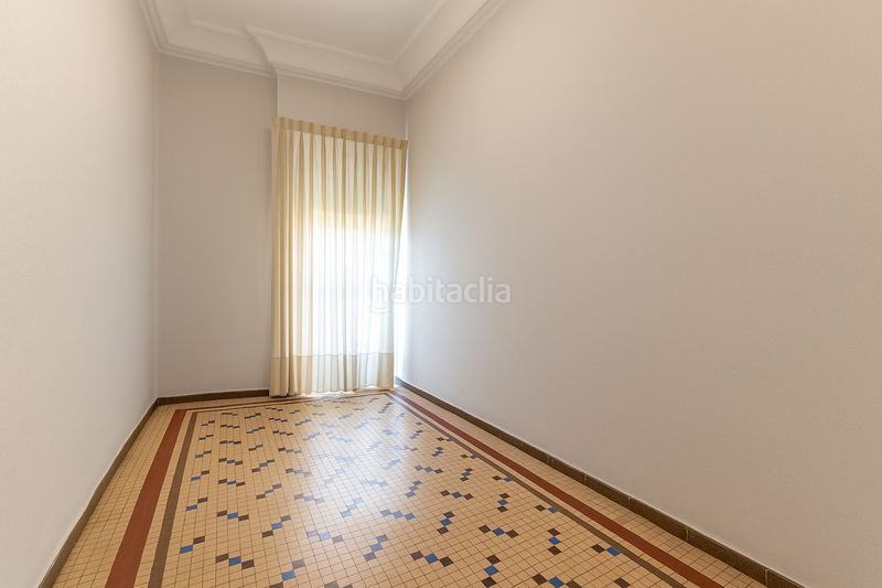 Foto c8b6331d-9ae0-462a-877f-624f62058c49. Etagenwohnung mit heizung in Arrancapins Valencia