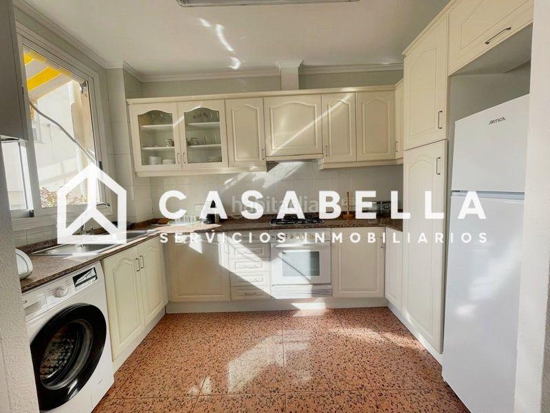 Foto ffe10030-2e2e-47f2-90bf-00bf094560d2. Alquiler piso casabella inmobiliaria alquila vivienda en el barrio Exposición. en Valencia