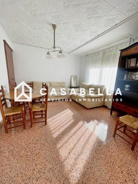 Foto 2a53caaa-d1db-4cae-99d2-bde429a56056. Miete etagenwohnung mit heizung in Exposició Valencia