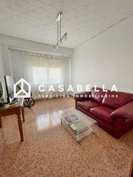 Foto a562a5d8-b83f-4af4-8e33-8e0ad09ff8ec. Rent flat with heating in Exposició Valencia