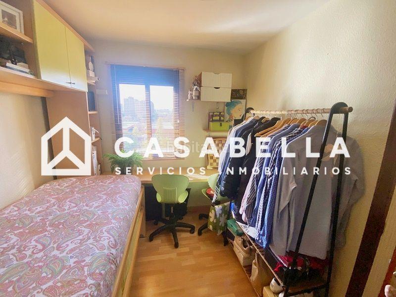 Foto 333377ec-7bd1-4e2e-b5c1-3430c3b73d23. Piso casabella inmobiliaria vende en exclusiva luminoso piso exterior de 90 m, con trastero y en planta alta en quatre carreres. en Valencia