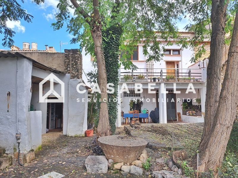 Foto 0c213271-1c6c-4ade-9ea5-3c3c070db6fb. Casa adossada amb calefacció a Pinet