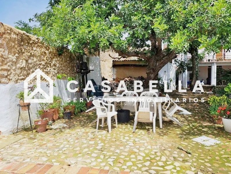 Foto 342aebfe-3fa4-4b24-8cdc-033e316f8856. Casa adossada amb calefacció a Pinet