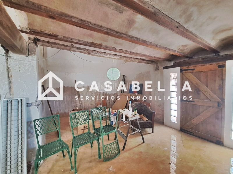 Foto 502ccbaf-87a9-4eb0-8569-874a50a6a6dc. Casa adossada amb calefacció a Pinet