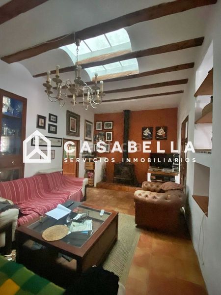 Foto 74a76fc8-e920-42fc-9db4-c4a5a40c6ac2. Casa adossada amb calefacció a Pinet