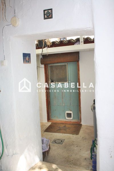 Foto 9963dd11-1df0-4f1c-b0fe-6185973eaaf5. Casa adossada amb calefacció a Pinet