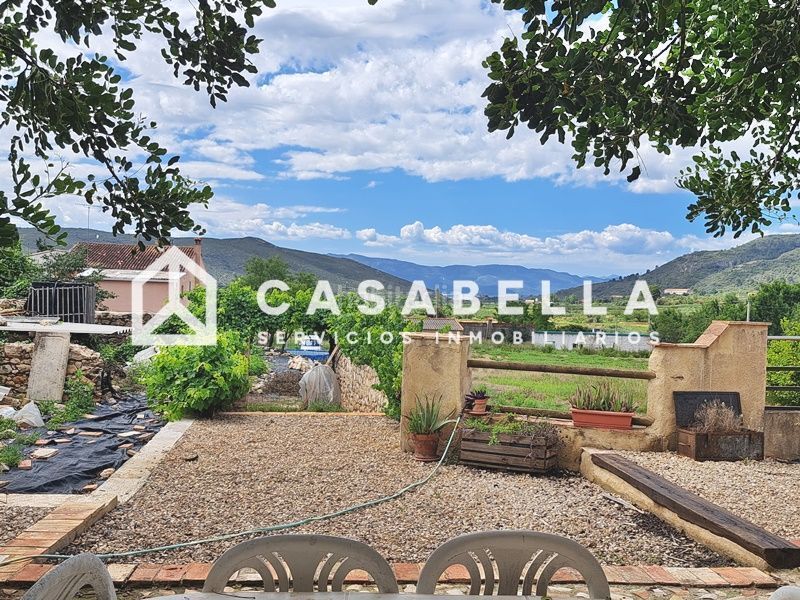 Foto a287d05c-a329-440c-833e-abd950b2668b. Casa adossada amb calefacció a Pinet