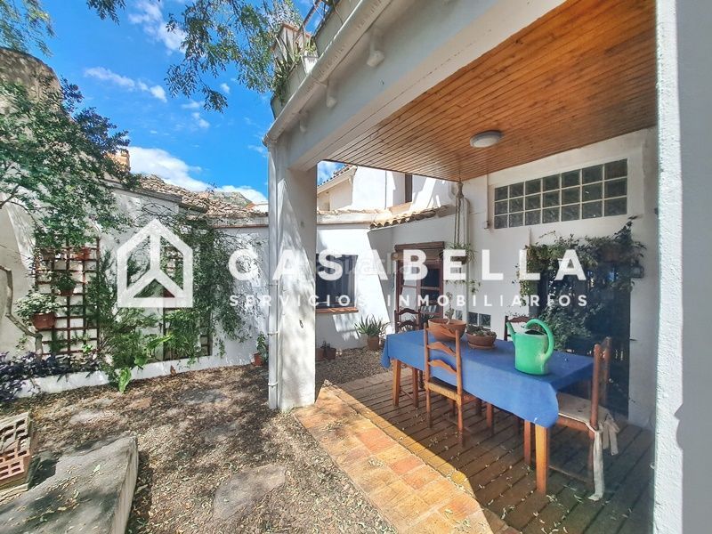 Foto a8915aee-598a-4d05-8463-f353ed00262f. Casa adossada amb calefacció a Pinet