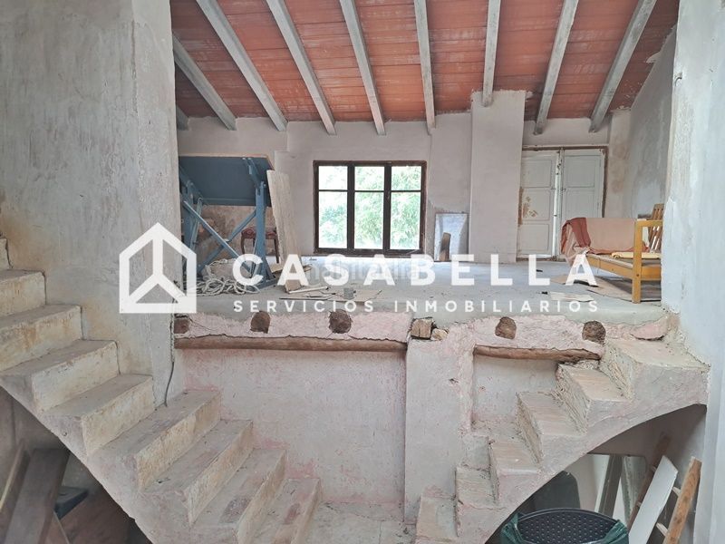 Foto b55987bf-1dce-4d06-ad9b-24e490642fb1. Casa adossada amb calefacció a Pinet