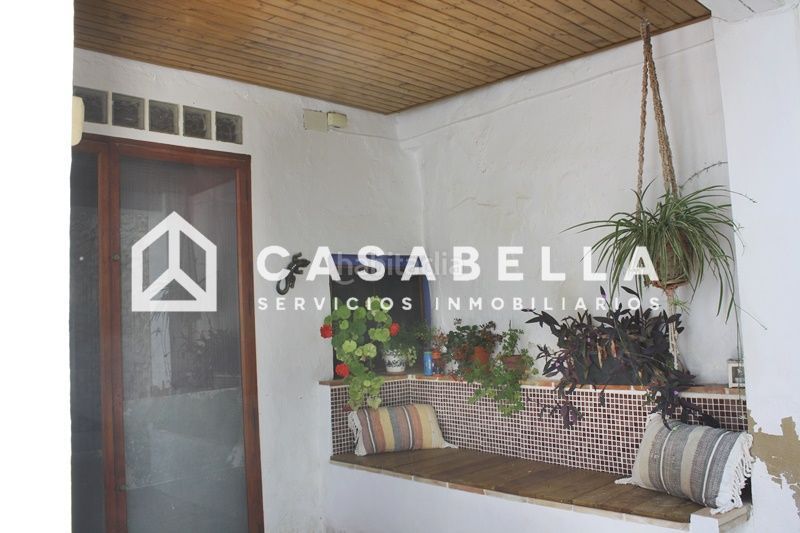 Foto b6e2674d-4abf-4400-a027-8929544e84a7. Casa adossada amb calefacció a Pinet