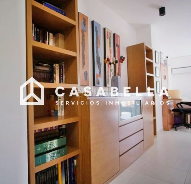 Foto 3885eff3-69c9-4d30-bb40-ff061d183002. Pis amb calefacció piscina a El Perellonet Valencia