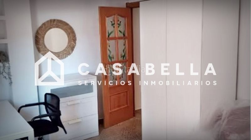 Foto c390d1d5-6d0d-4e19-9a59-7653cb1b52c3. Pis a playa puerto de Sagunto Sagunt