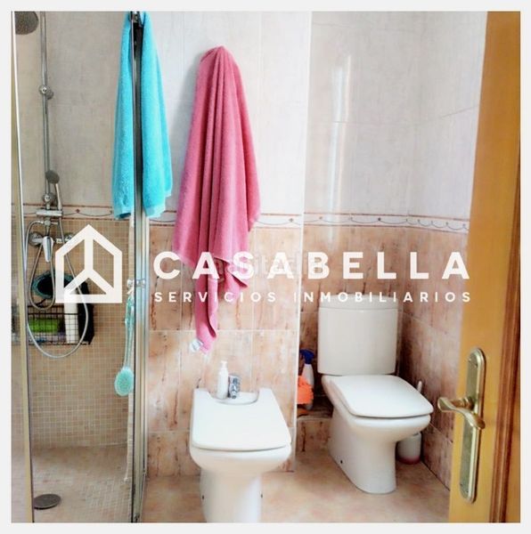 Foto 7a0f5b32-4b21-44ec-b47c-a385b6086394. Pis amb calefacció a Russafa Valencia