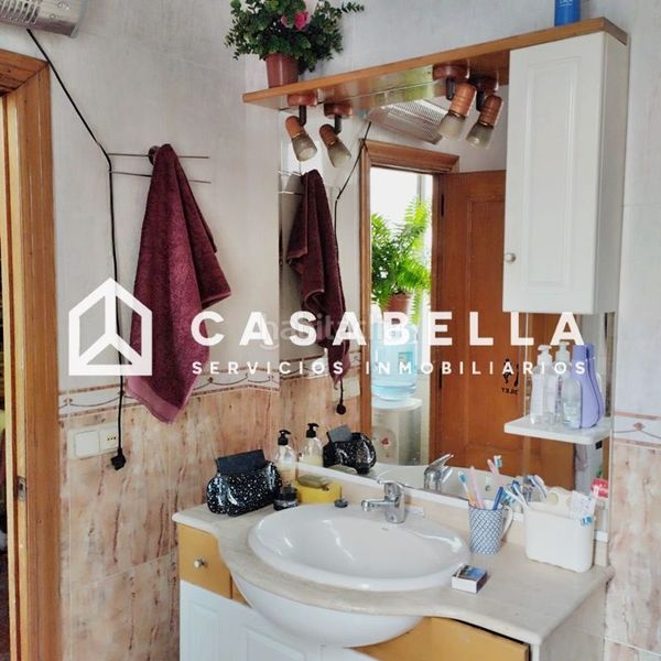 Foto 9f2e357d-981b-419a-9884-37f68bacaba4. Pis amb calefacció a Russafa Valencia