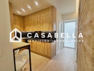 Pis a Ayuntamiento - El Salvador. Casabella inmobiliaria vende piso remodelado   en carrer santíss
