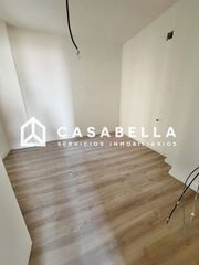 Miete Etagenwohnung in Mestalla. Casabella inmobiliaria alquila vivienda completamente reformada