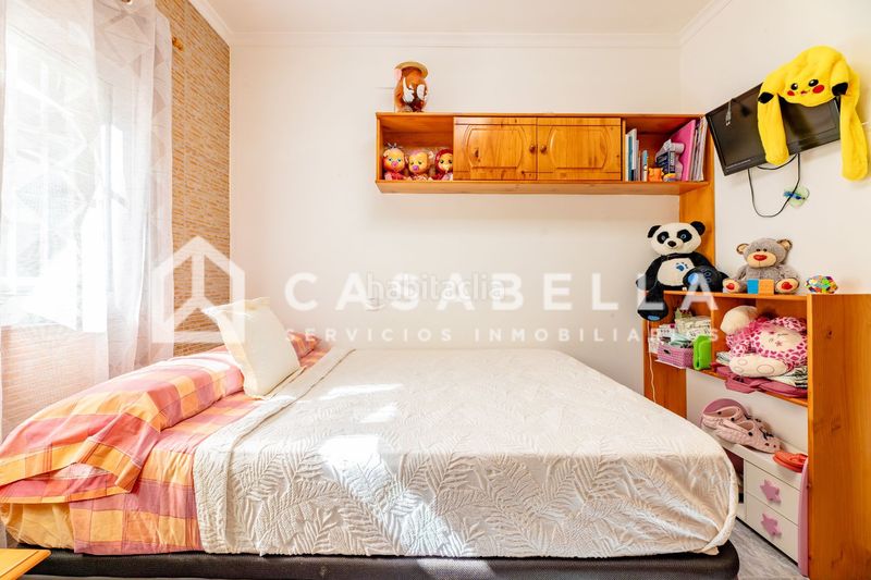 Foto a5384f41-d16b-44ea-a542-5e97b60a216a. Casa amb calefacció piscina a La Cañada Paterna