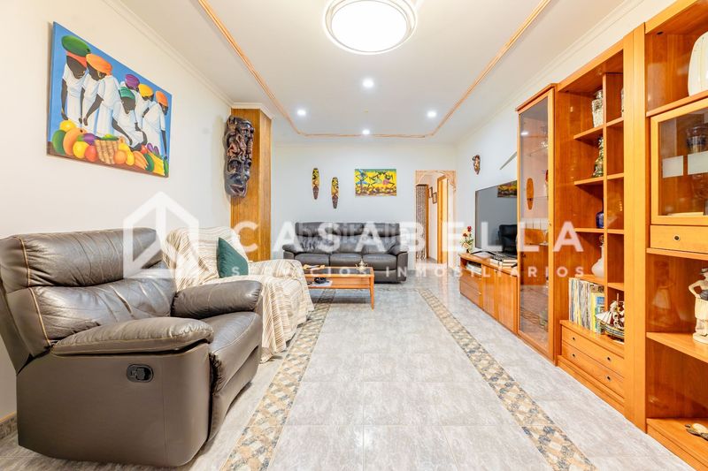 Foto b5af7e85-240d-4c37-a1b4-a53446cbb5e1. Casa amb calefacció piscina a La Cañada Paterna