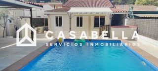 Casa a La Cañada. Casabella inmobiliaria vende  chalet independiente en la cañada