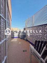 Attique à Barrio de Benimaclet. Casabella vende ático en benimaclet de 3 habitaciones, 2 baños y